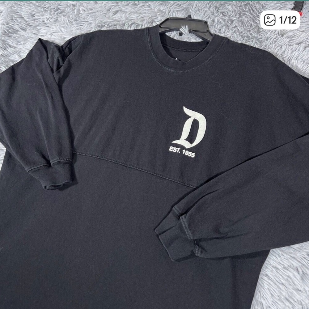 Disney Adult Shirt Medium Black White Spirit Jersey Resort Pullover Mens